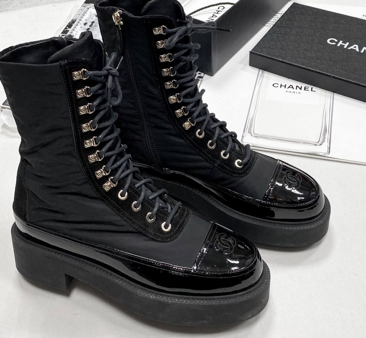 
Ботинки Chanel размер 39.5 цена 125 240 руб