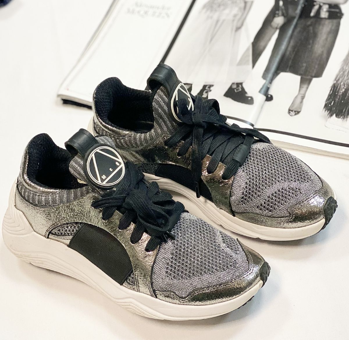 Alexander McQueen 37 10 770