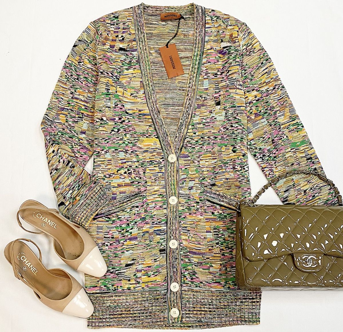 Кардиган Missoni размер 40 цена 38 463 рубТуфли Chanel размер 39 цена 30 770 руб Сумка Chanel
