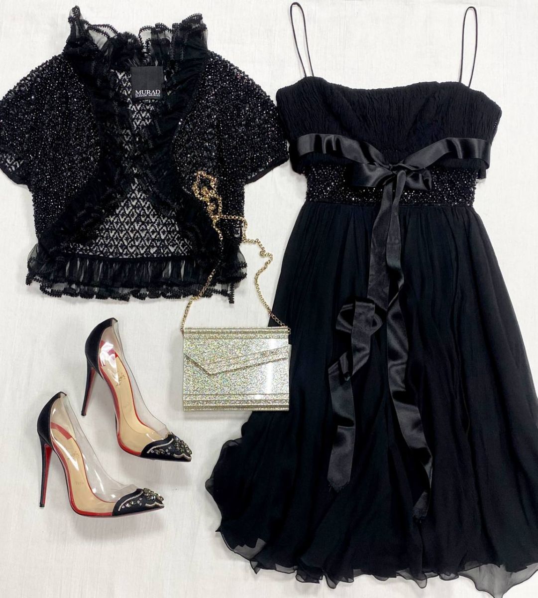 Болеро + Платье/ бисер/ Zuhair Murad размер 40 цена 39 138 руб
Туфли Louboutin размер 40 цена 23 483 руб
Сумочка Jimmy Choo