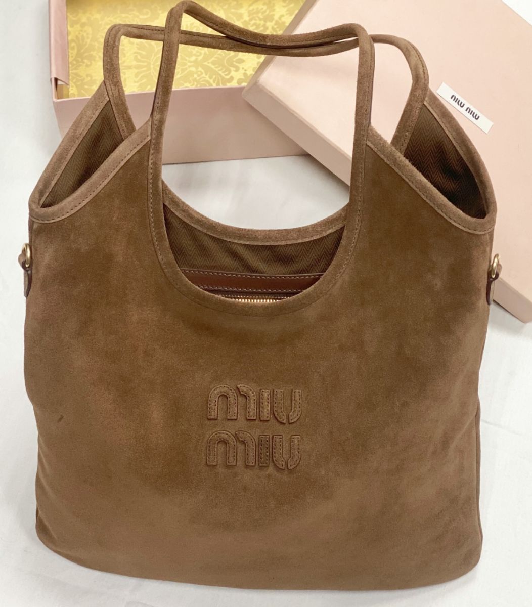Сумка Miu Miu размер 35/30 цена 234 825 руб 