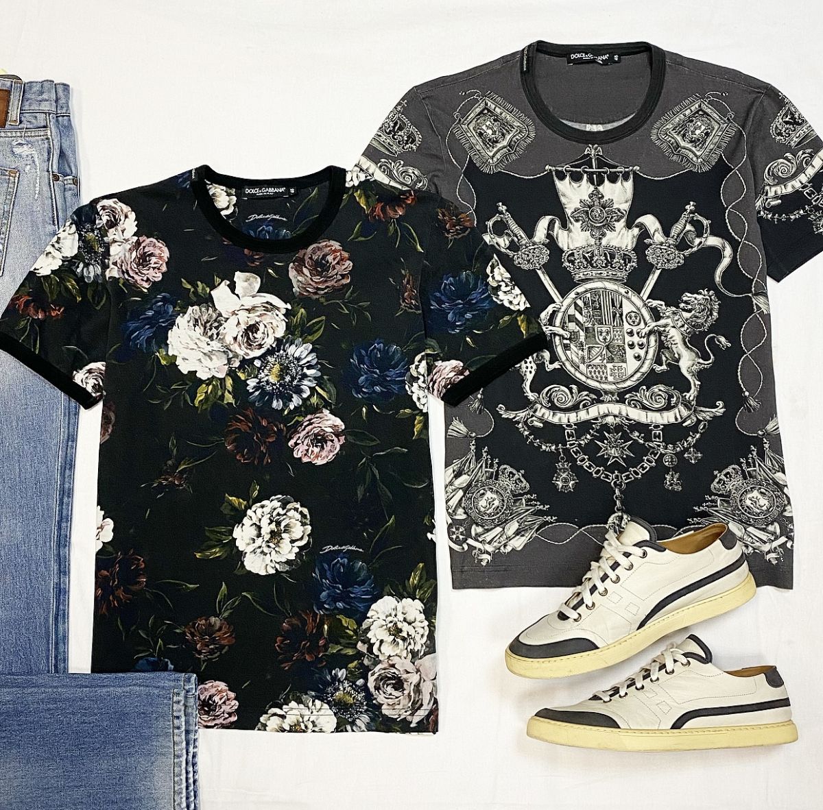 
Футболки Dolce Gabbana размер 48 цена по 2 308 руб
Джинсы Dolce Gabbana размер 54 цена 6 154 руб
Кеды Hermès размер 42.5 цена 10 770 руб 