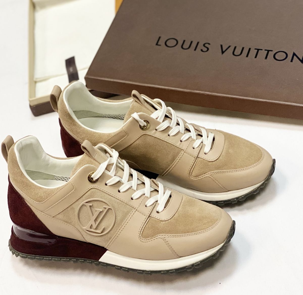 Кроссовки Louis Vuitton размер 37.5 цена 23 078 руб 