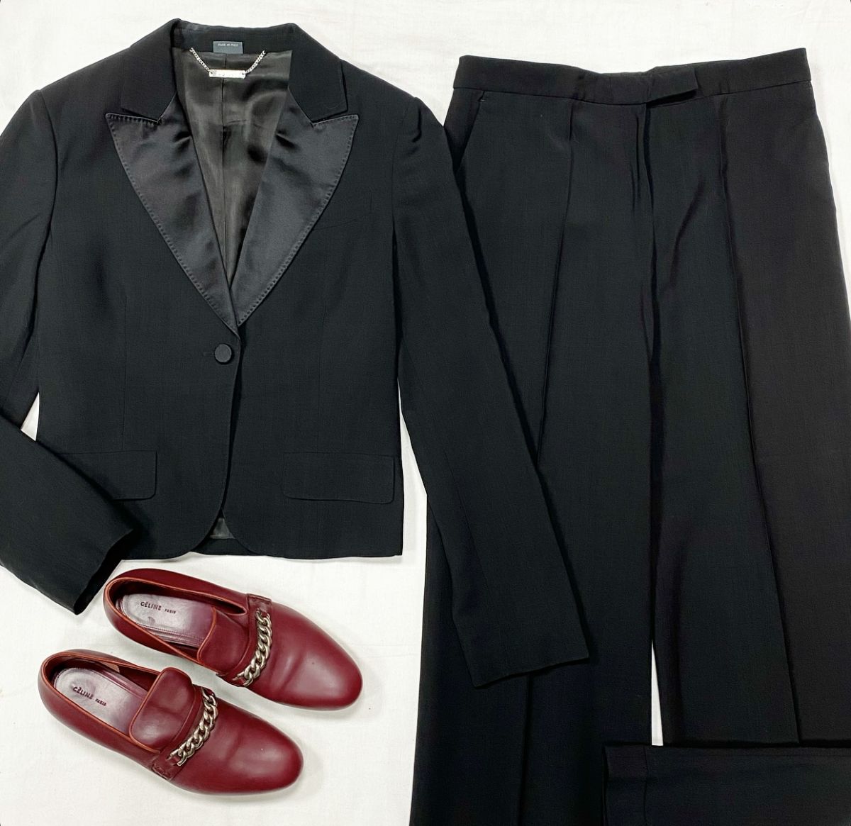 Костюм / жакет + брюки / Alexander McQueen размер 44 цена 23 078 руб Лоферы Celine размер 38.5 цена 23 078 руб