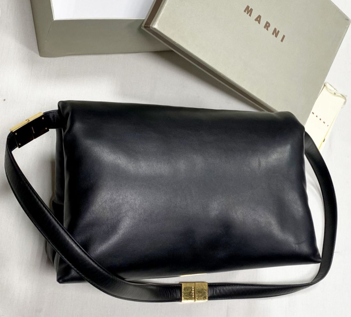 Сумка Marni размер 30/20 цена 46 965 руб