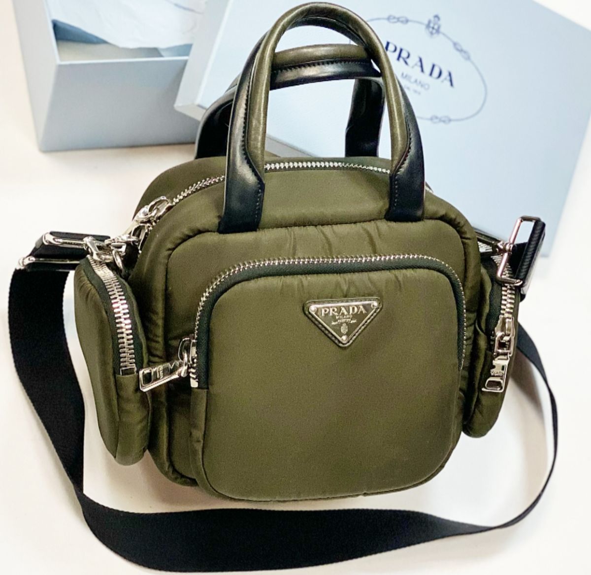 Сумка Prada размер 20/18 цена 76 925 руб 