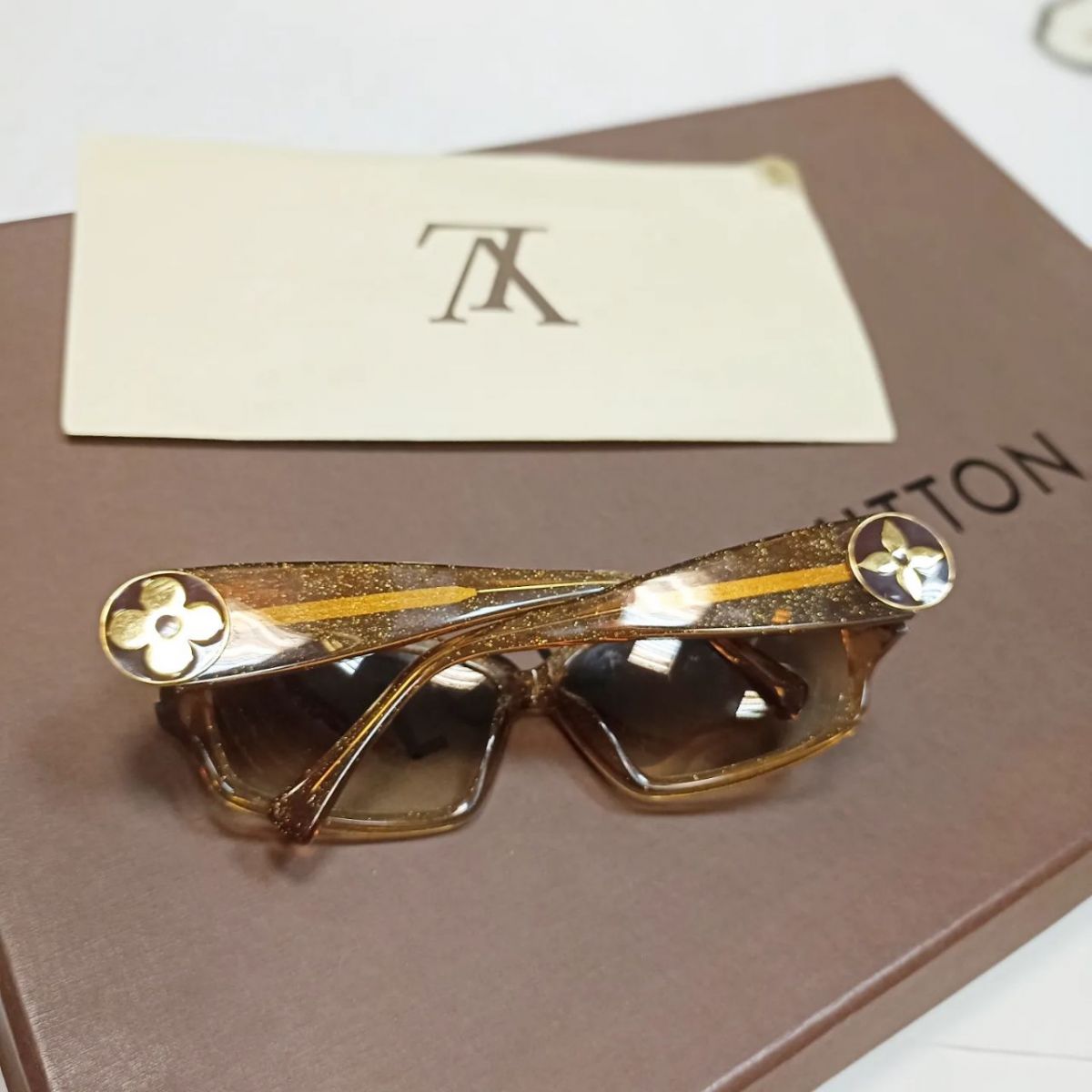 Очки Louis Vuitton цена 1 539 руб