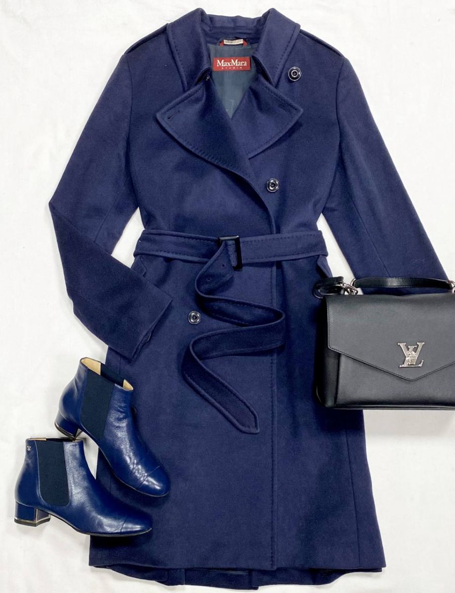 Пальто Max Mara размер 46 цена 31 310 руб
Ботинки Chanel размер 38.5 цена 31 310 руб
Сумка Louis Vuitton 