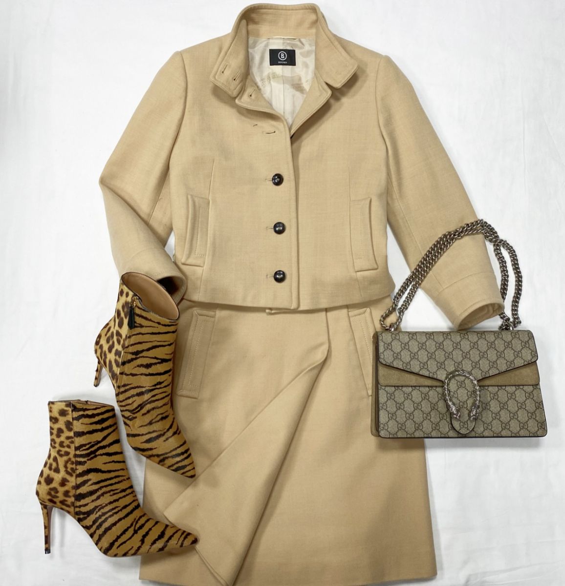Костюм Bogner размер 36 цена 3 131 руб 
Ботильоны Aquazzura размер 41 цена 31 310 руб 
Сумка Gucci 