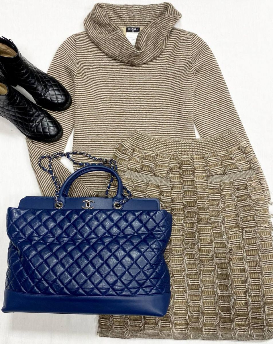 Костюм Chanel размер 42 цена 46 965 рубБотинки Chanel размер 38.5 цена 23 483 рубСумка Chanel