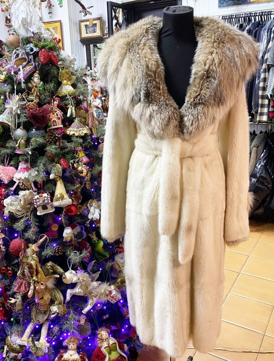 Шуба /мех норки / размер 42 цена 125 240 руб