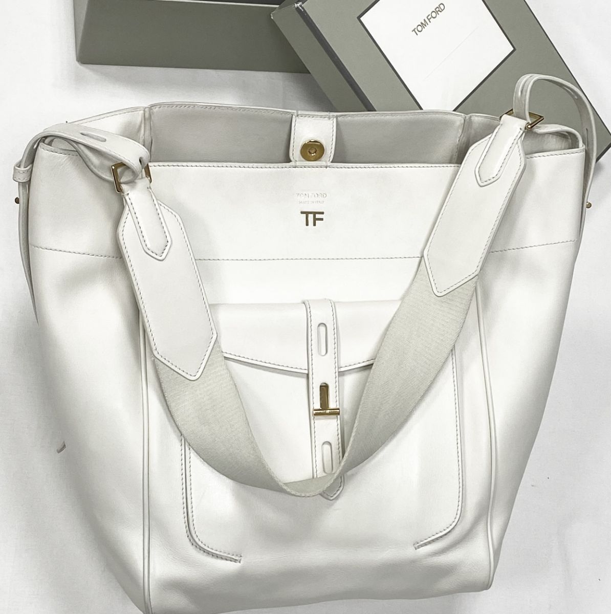 
Сумка Tom Ford размер 27/33 цена 39 138 руб 