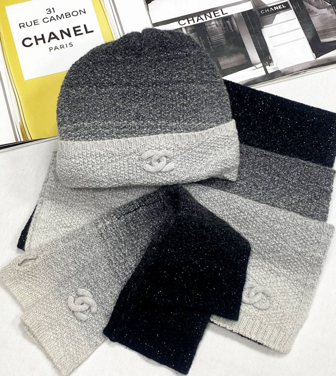 Комплект Chanel цена 46 965 руб 