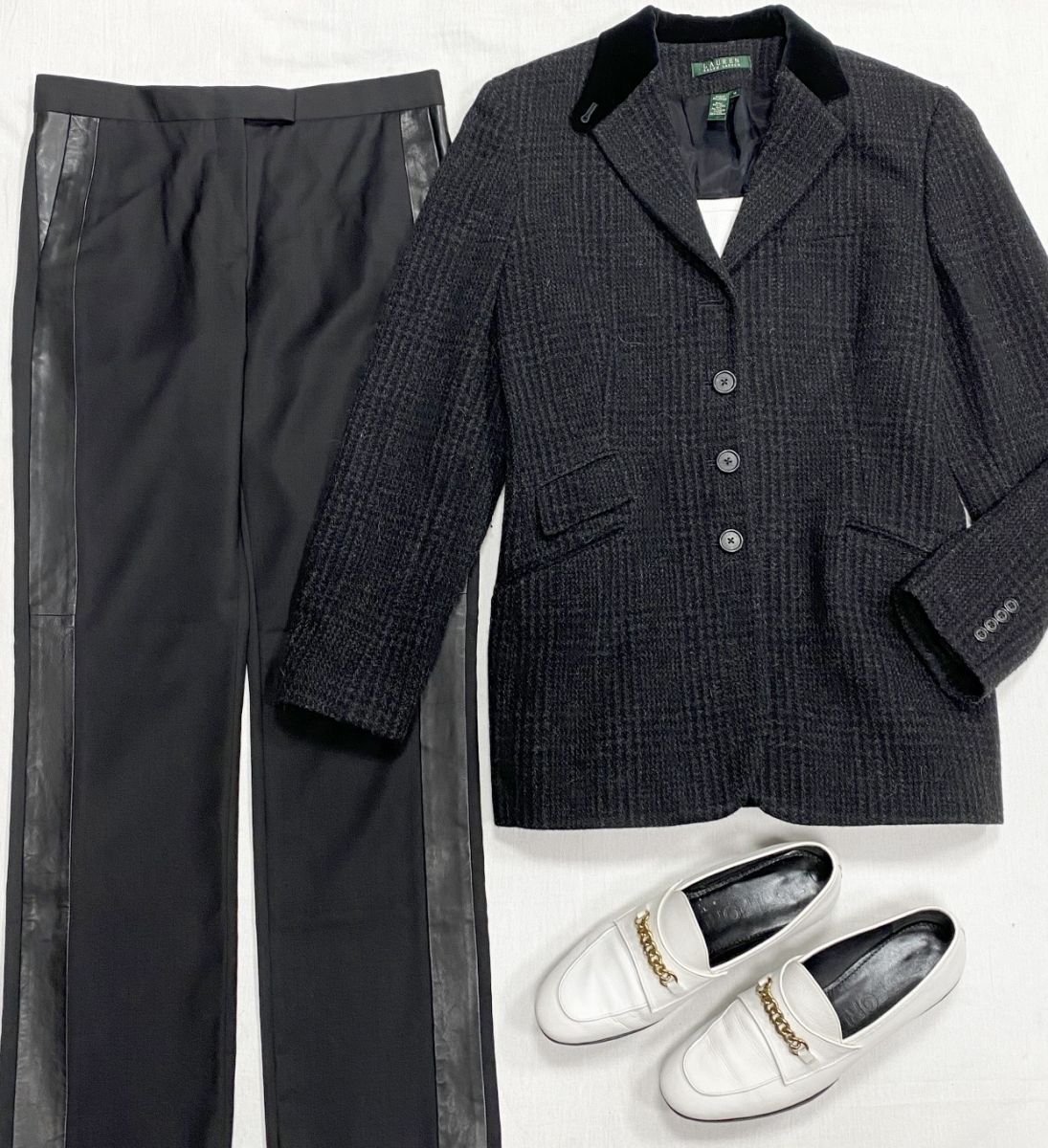 Жакет Ralph Lauren размер 10 цена 12 524 руб 
Брюки / отделка кожи / COS размер 34 цена 4 697 руб 
Лоферы Tom Ford размер 40 цена 15 655 руб