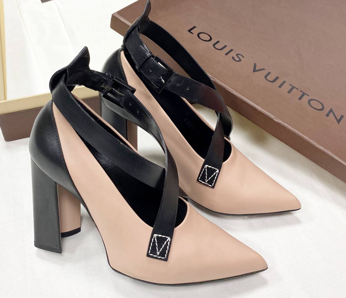 Туфли Louis Vuitton размер 37 цена 31 310 руб