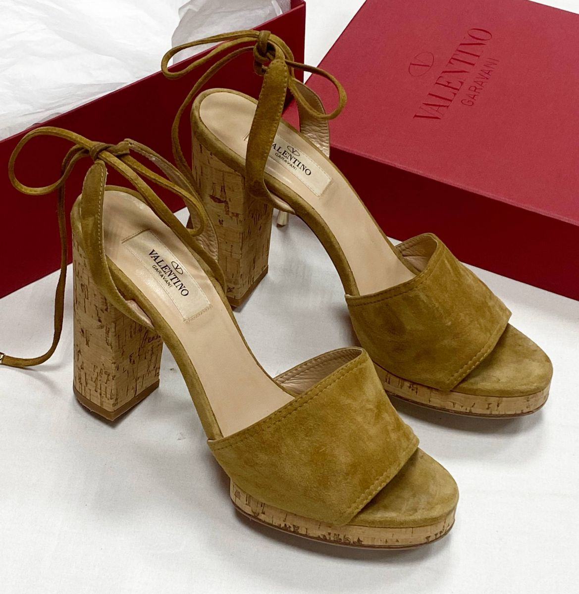 Босоножки Valentino размер 38.5 цена 15 655 руб 