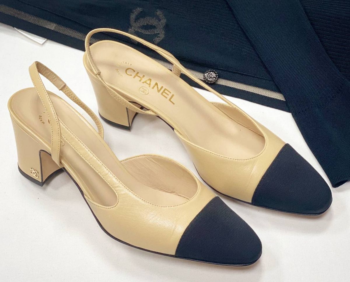Босоножки  Chanel размер 39.5 цена 93 930 руб