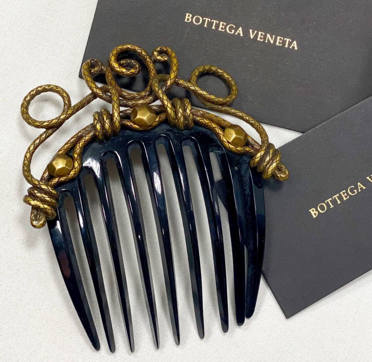 Заколка Bottega Veneta цена 10 959 руб 