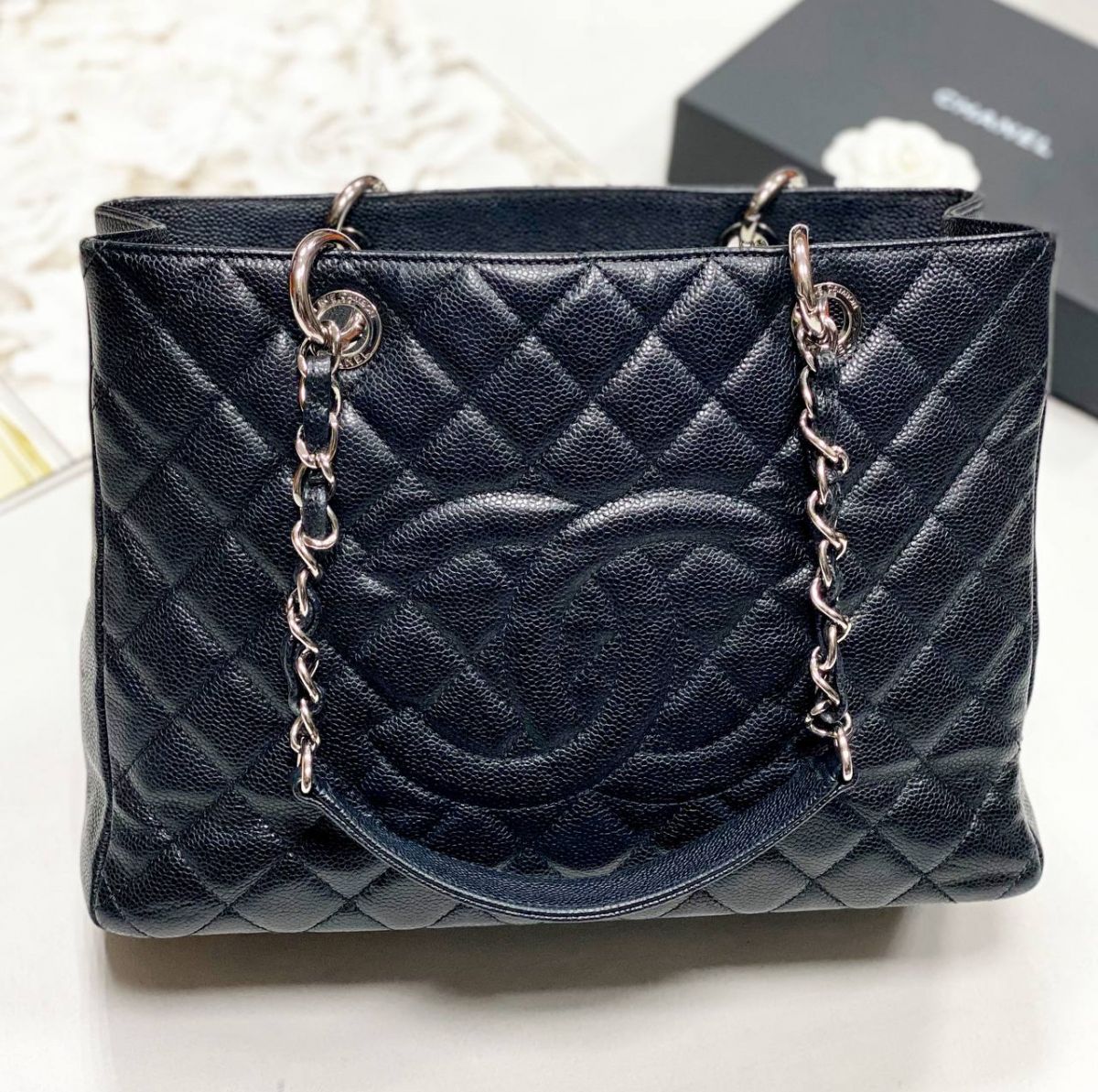 Сумка Chanel размер 30/20 цена 156 550 руб 