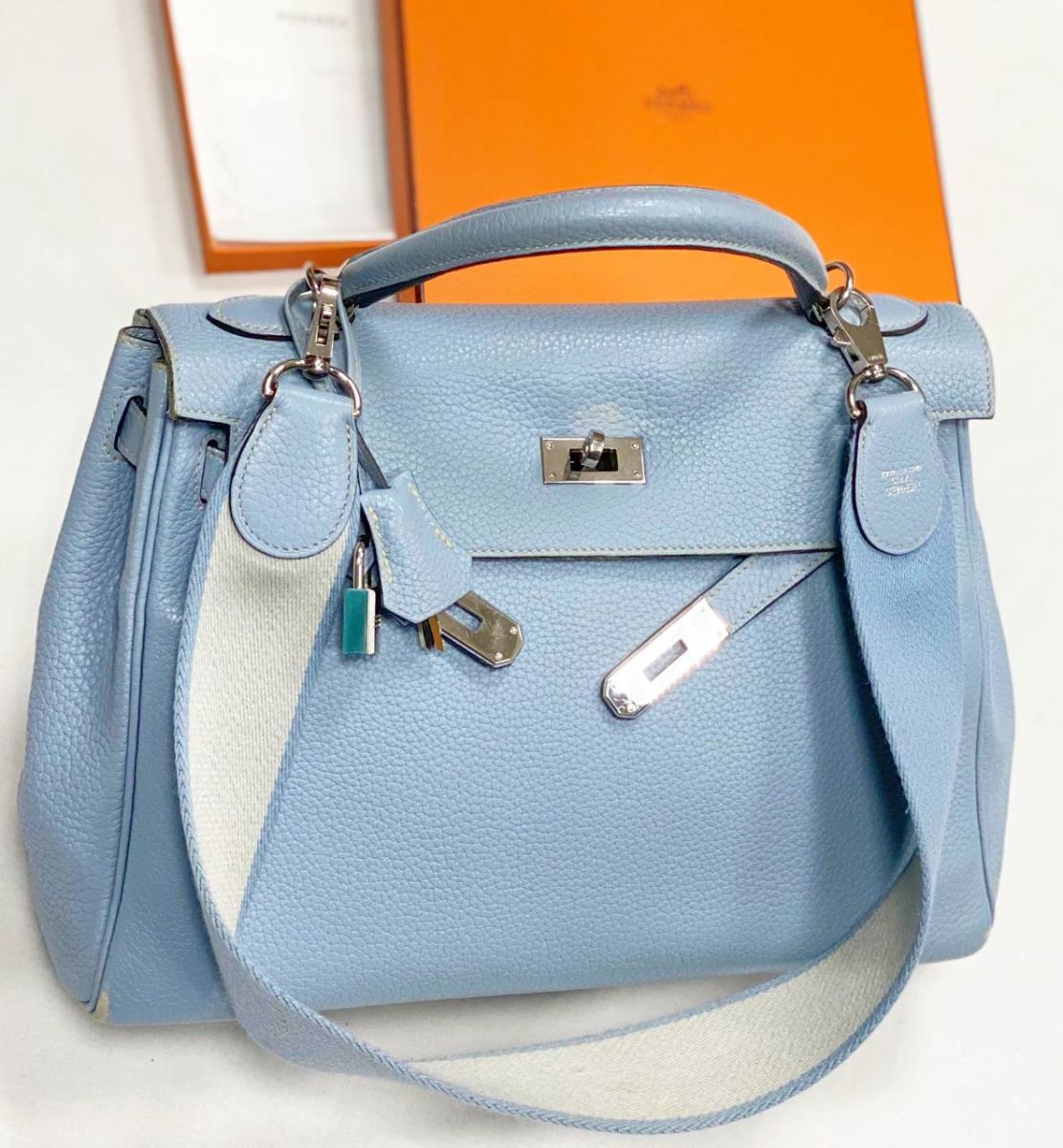 Сумка Hermès Kelly 32 цена 626 200  руб 