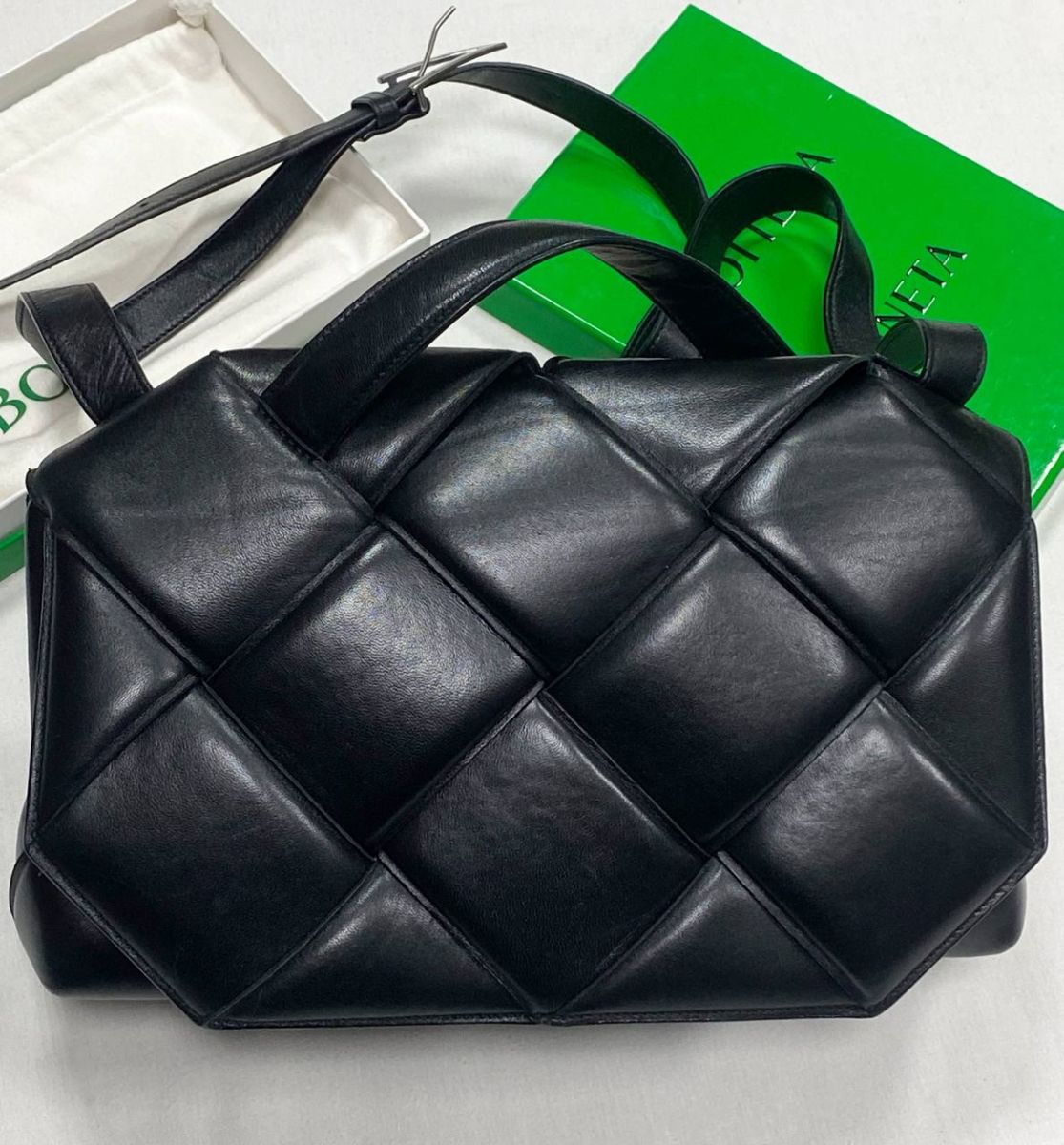 Сумка Bottega Veneta размер 33/20 цена 93 930 руб
