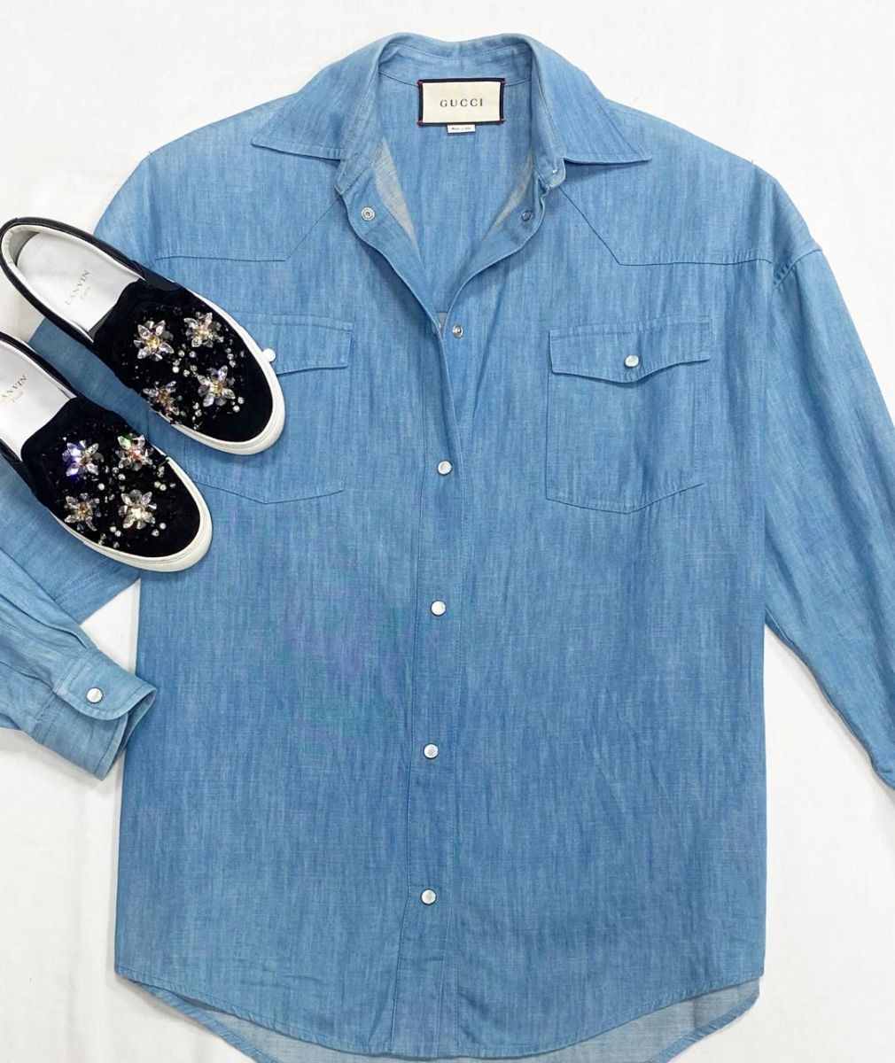 Рубашка Gucci размер 38 цена 31 310 руб
Лоферы Lanvin размер 36 цена 15 655 руб