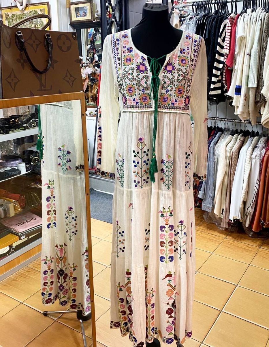 Платье/ шитье/ размер S/M цена 6 262 руб
Сарафан Mary Katrantzou размер 44 цена 10 959 руб
Сарафан Prada размер 44 цена 10 959 руб