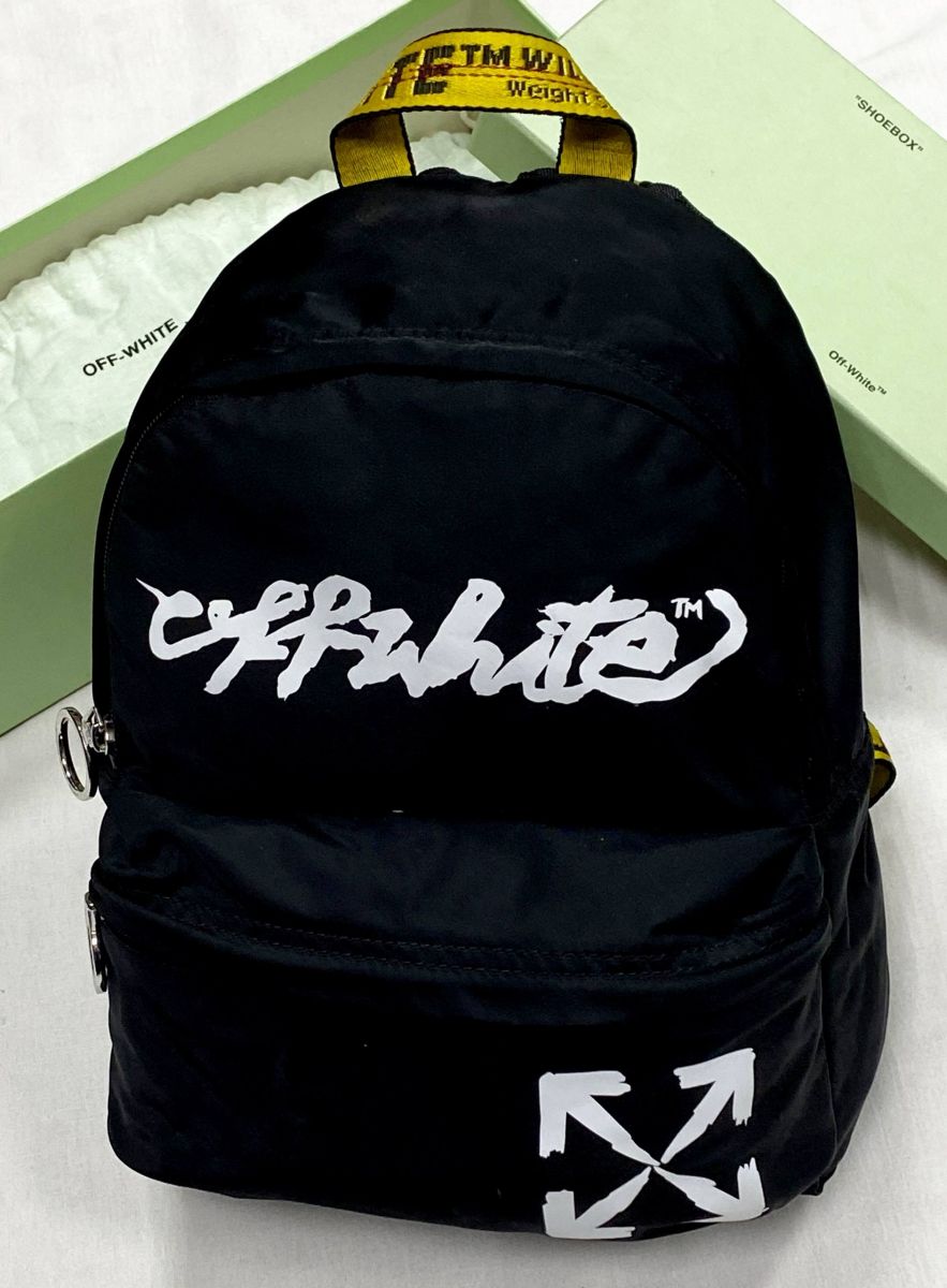Рюкзак Off White размер 22/30 цена 15 655 руб
