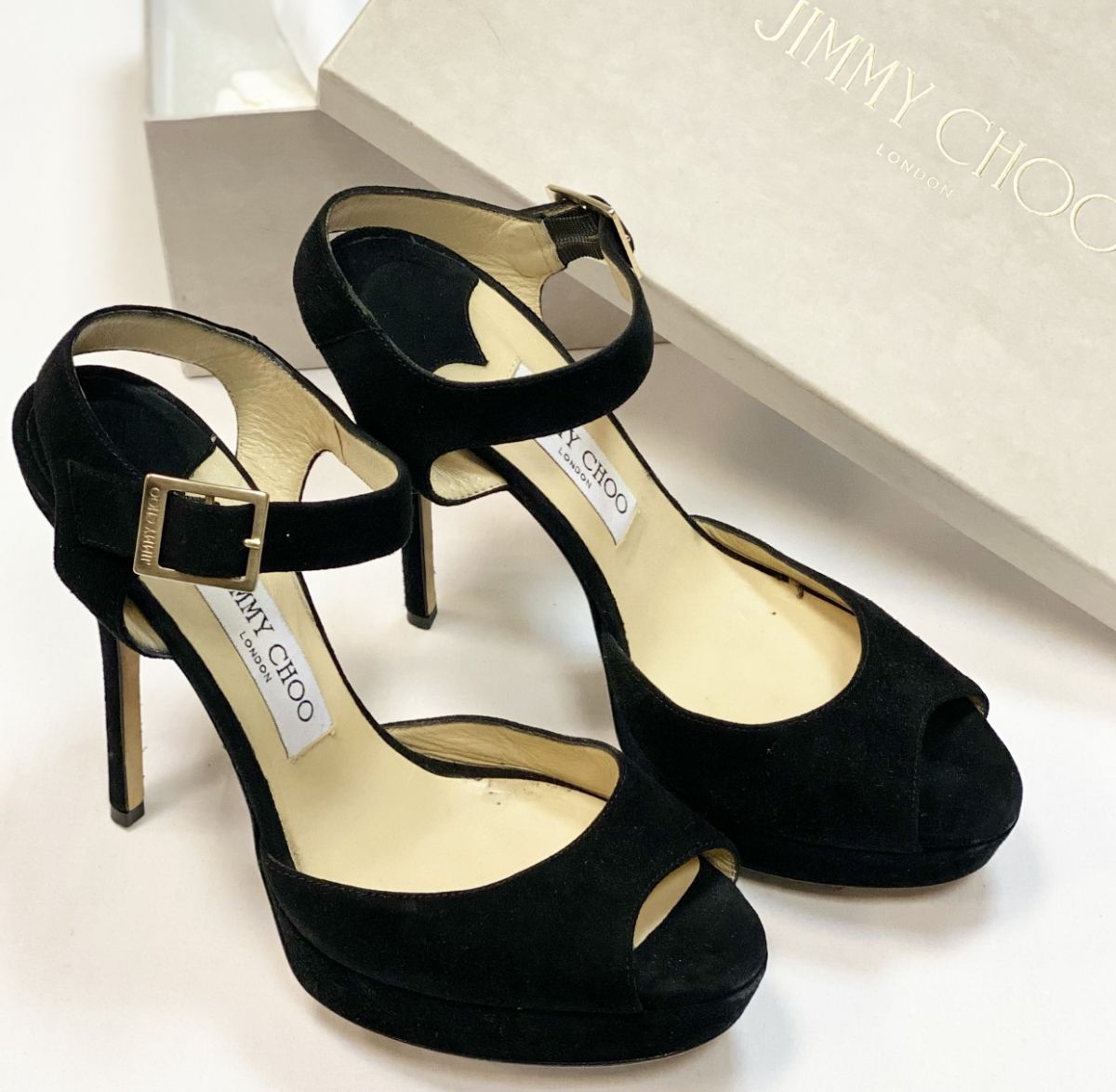 Босоножки Jimmy Choo размер 39 цена 15 385 руб 