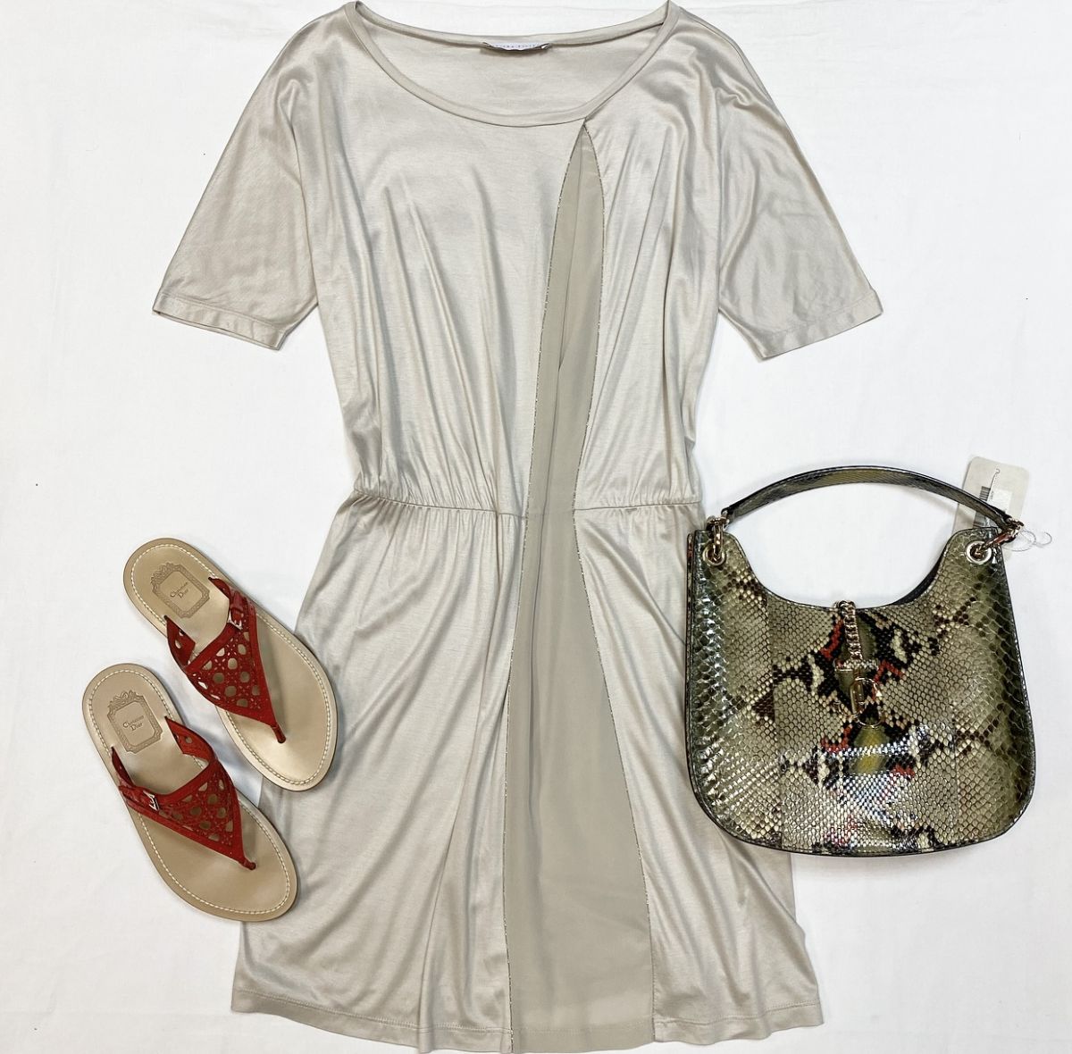 Платье Fabiana Filippi размер S цена 10 770 рубСабо Christian Dior размер 38 цена 18 463 рубСумка Jimmy Choo