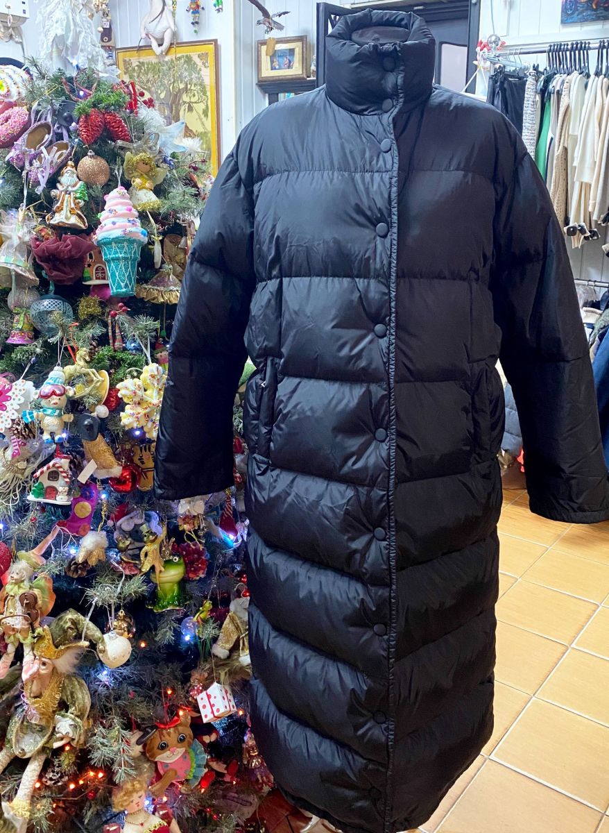 Пуховик Prada размер 40 цена 93 930 руб