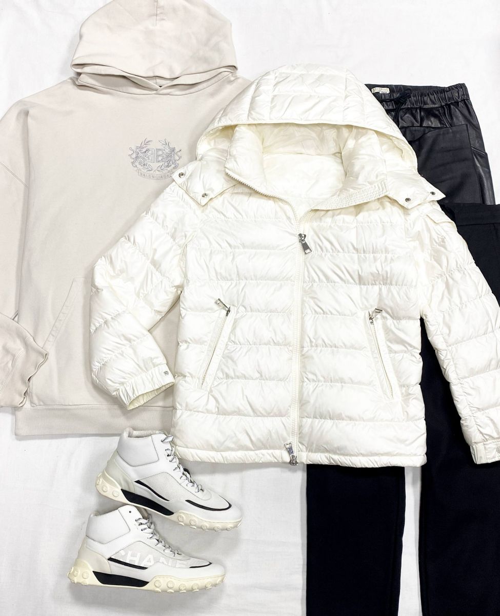 Куртка Moncler размер 2 цена 31 310 руб
Толстовка Balenciaga размер XXL цена 18 786 руб
Брюки/ кожа/ Brunello Cucinelli/ Fendi размер 40 цена от 18 786 руб до 43 834 руб
Брюки Saint Laurent размер 42 цена 12 524 руб
Кроссовки Chanel размер 39 цена 39 138 руб