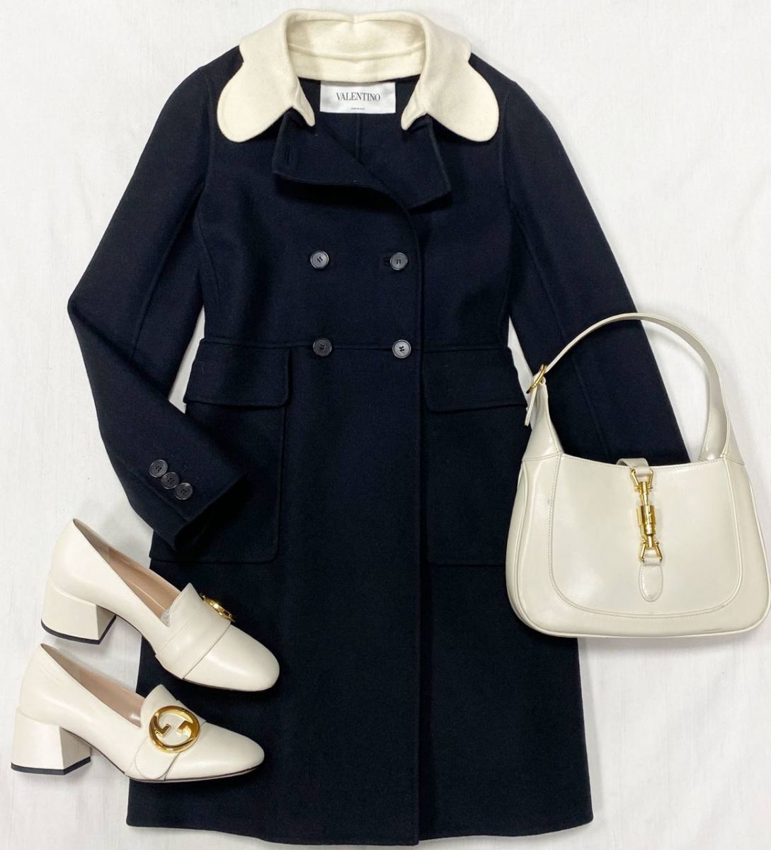 Пальто Valentino размер 40 цена 62 620 руб Туфли Gucci размер 38.5 цена 31 310 руб Сумка Gucci