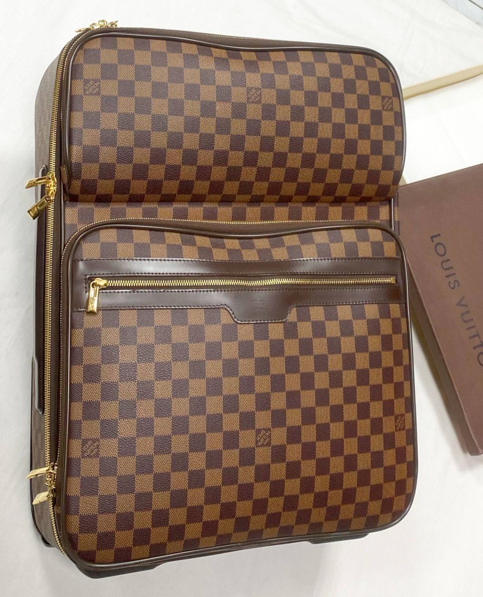 Чемодан Louis Vuitton размер 30/40 цена 78 275 руб