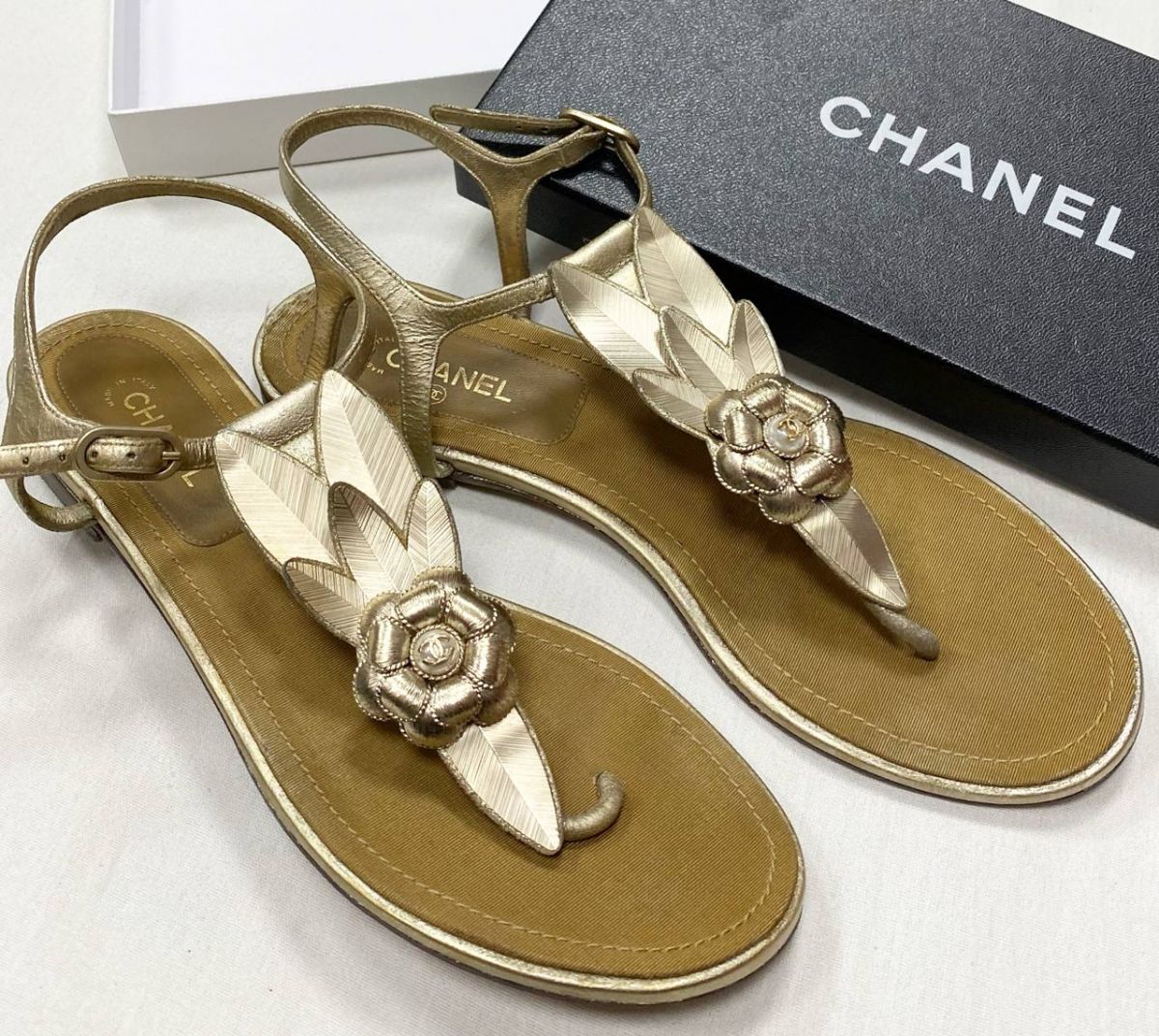 Босоножки Chanel размер 39.5 цена 31 310 руб