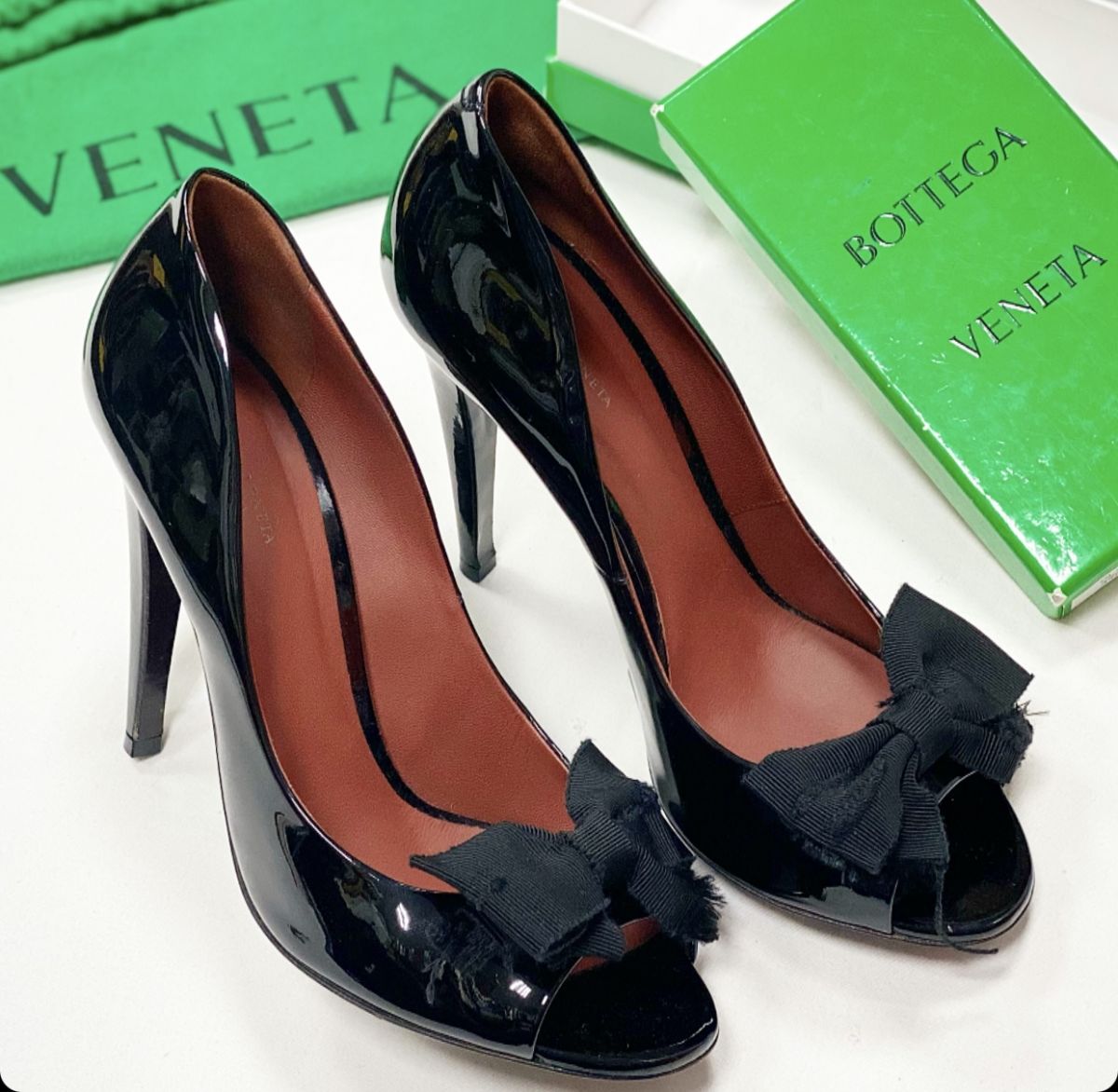 Туфли Bottega Veneta размер 39.5 цена 2 308 руб 