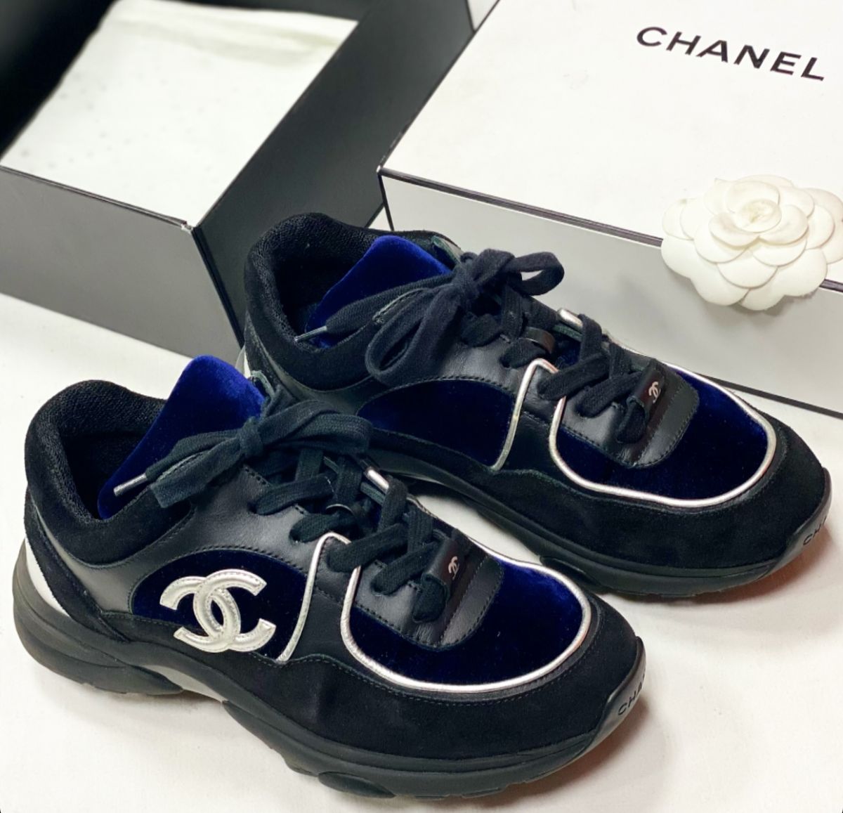 Кроссовки Chanel размер 36 цена 23 078 руб 