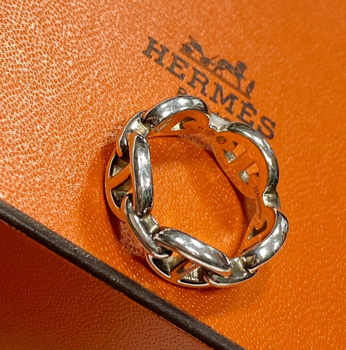 Кольцо Hermes цена 46 965 руб
