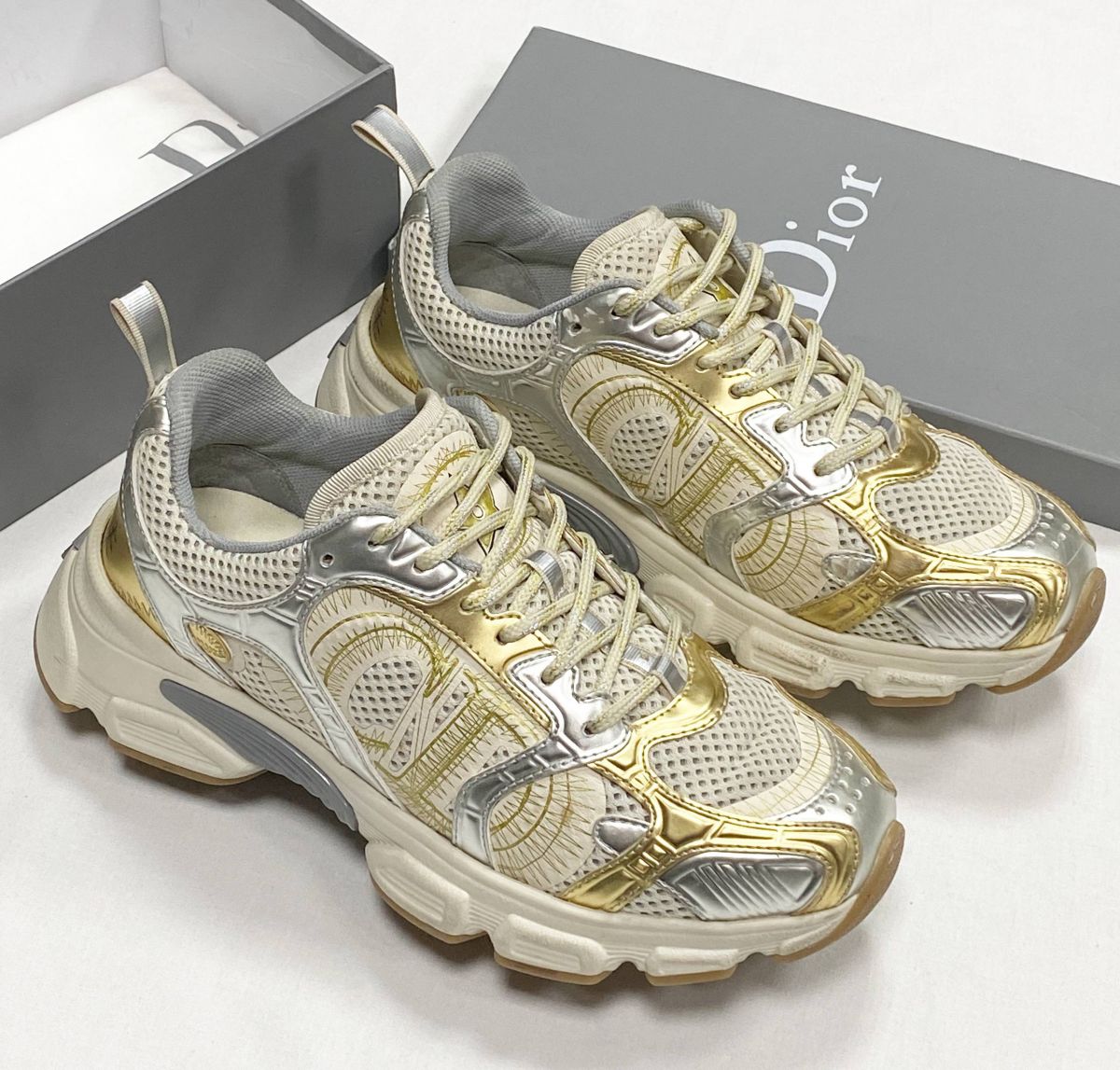 Кроссовки Christian Dior размер 38 цена 46 965 руб
