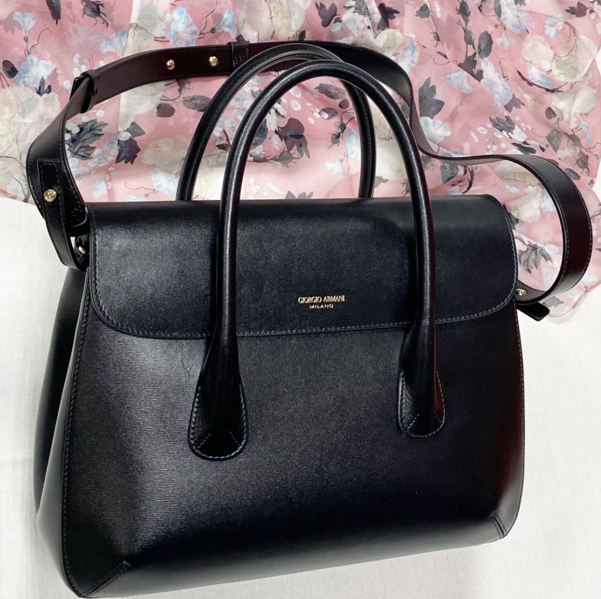 
Сумка Giorgio Armani размер 30/25 цена 46 965 руб 