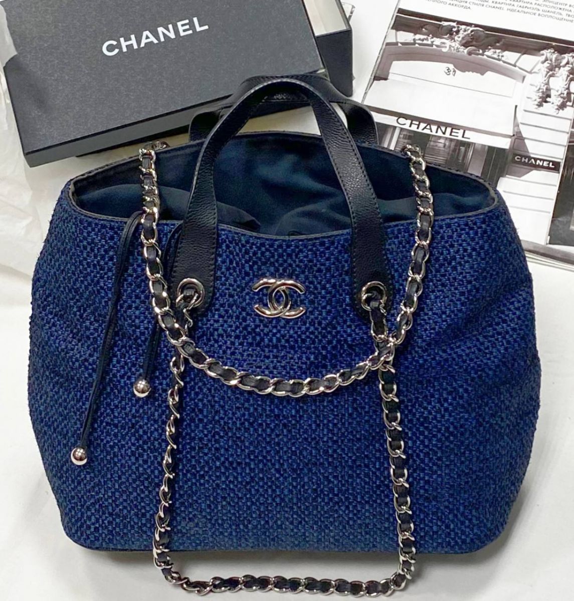 Сумка Chanel размер 35/25 цена 140 895 руб