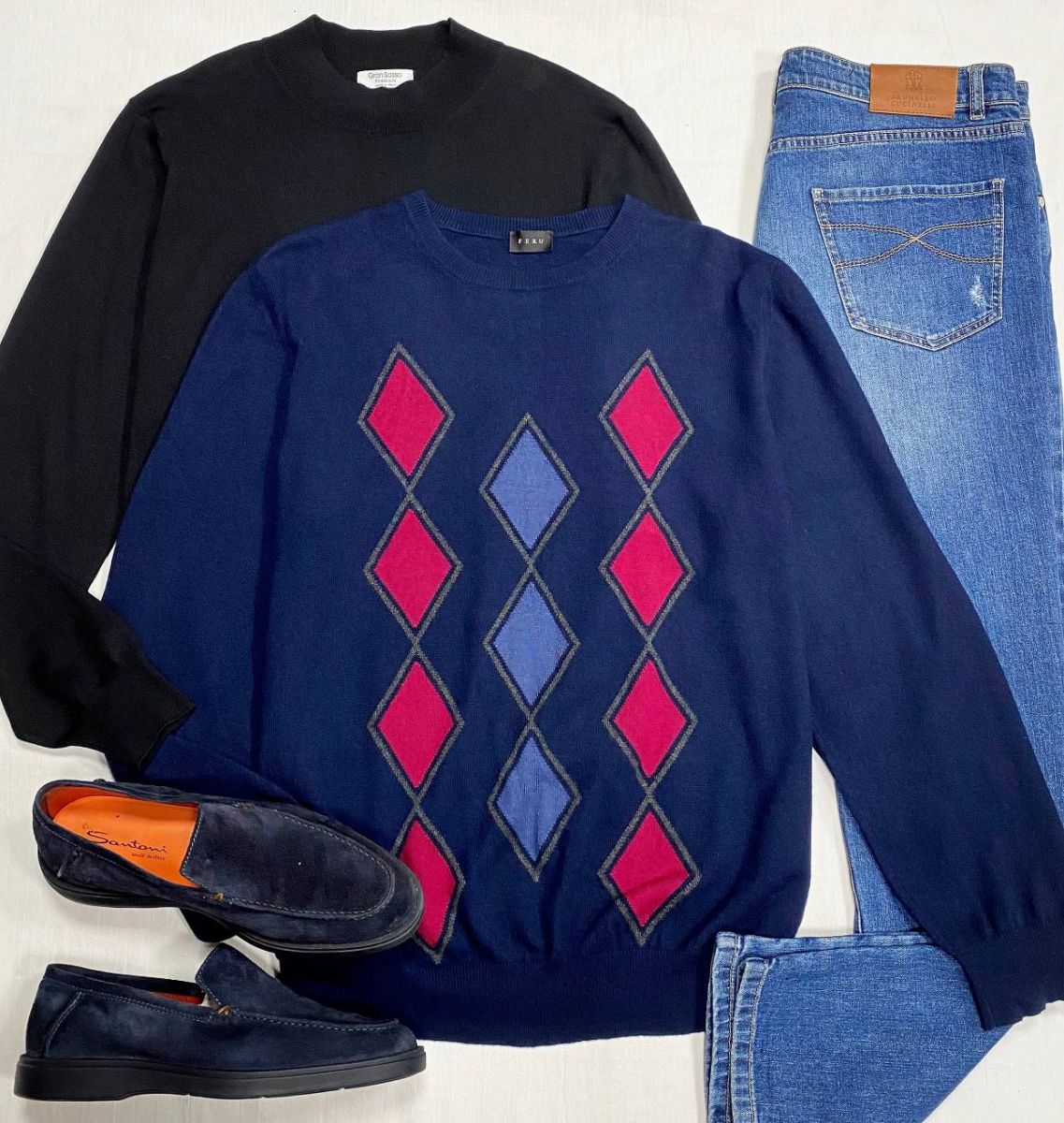 #mechtamen Джемпера Gran Sasso размер 54 / Feru размер 60 цена по 9 393 руб 
Джинсы Brunello Cucinelli размер 50 цена 12 524 руб 
Лоферы Santoni размер 43 цена 12 524 руб