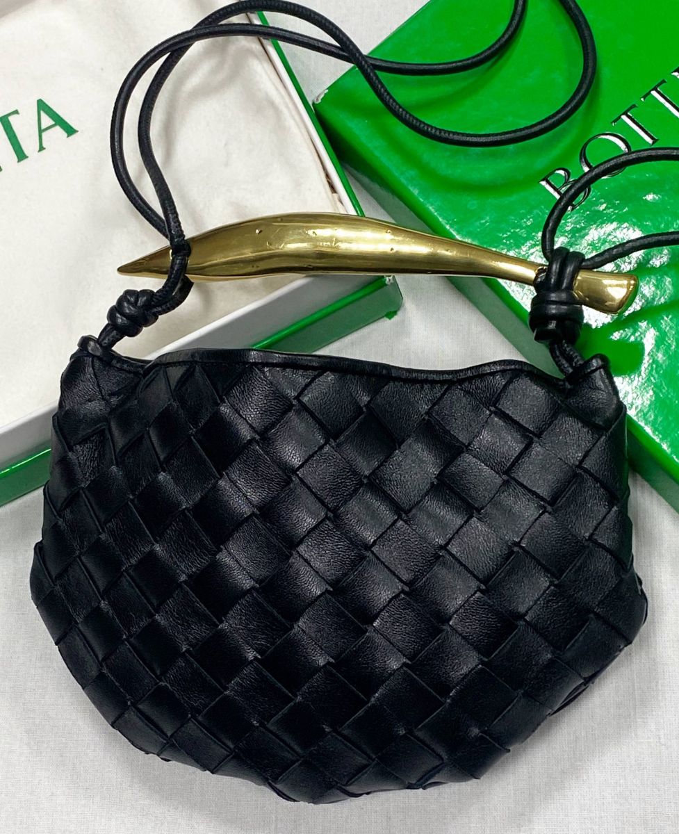 Сумочка Bottega Veneta размер 19/12 цена 109 585 руб