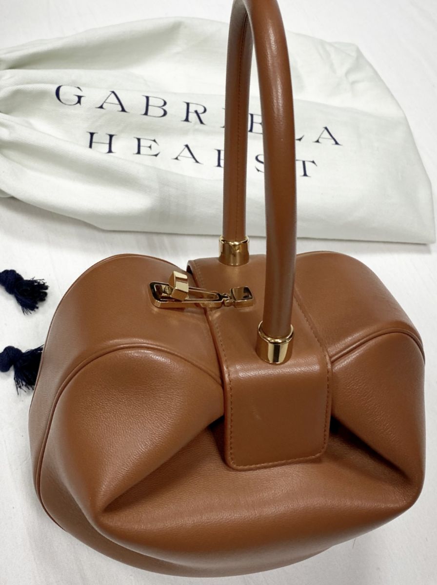 Сумка Gabriela Hearst размер 20/15 цена 78 275 руб 