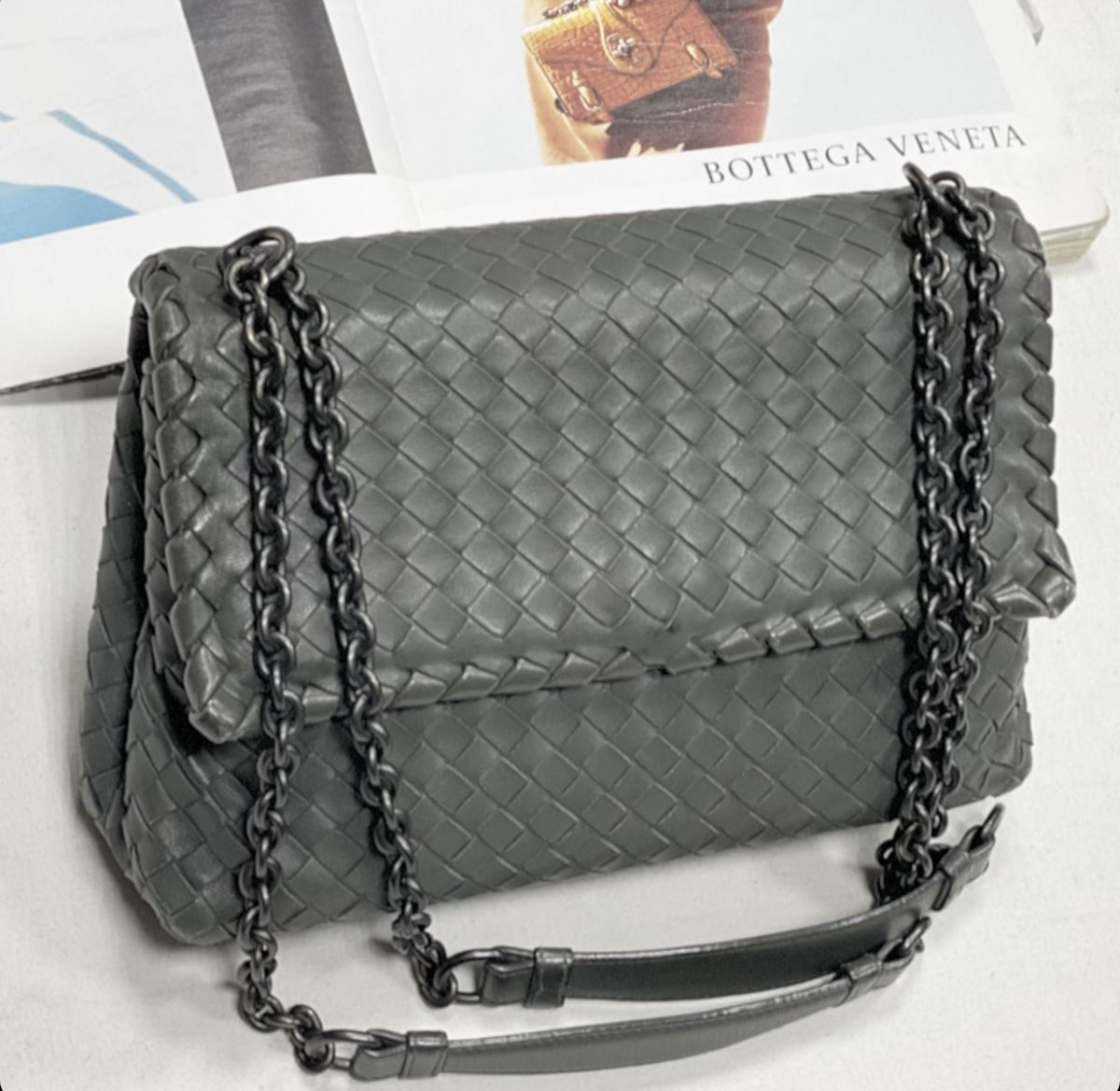 Сумка Bottega Veneta размер 25/15 цена 61 540 руб 