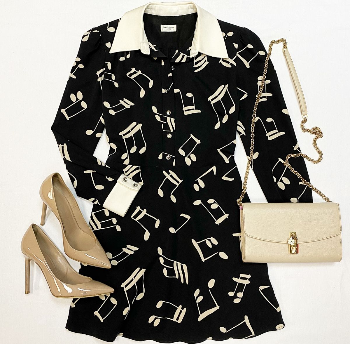 Платье / шелк / Saint Laurent размер 36 цена 23 078 руб Туфли Saint Laurent размер 37 цена 23 078 рубСумка Dolce Gabbana