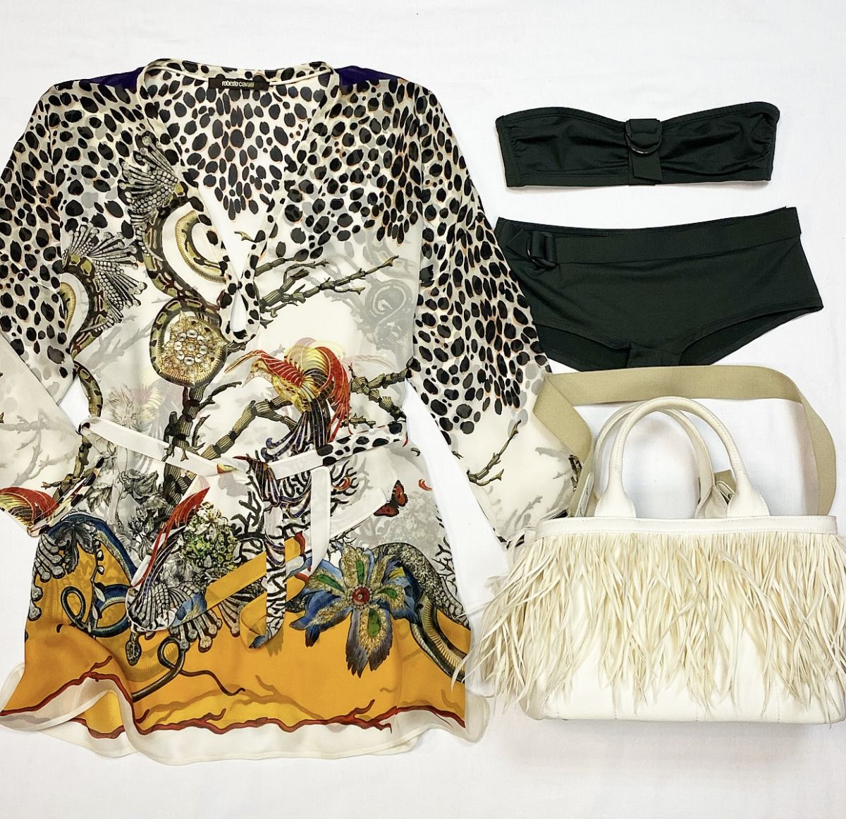 Купальник Eres размер 36 цена 15 385 руб Туника / шифон / Roberto Cavalli размер 38 цена 10 770 рубСумка Prada