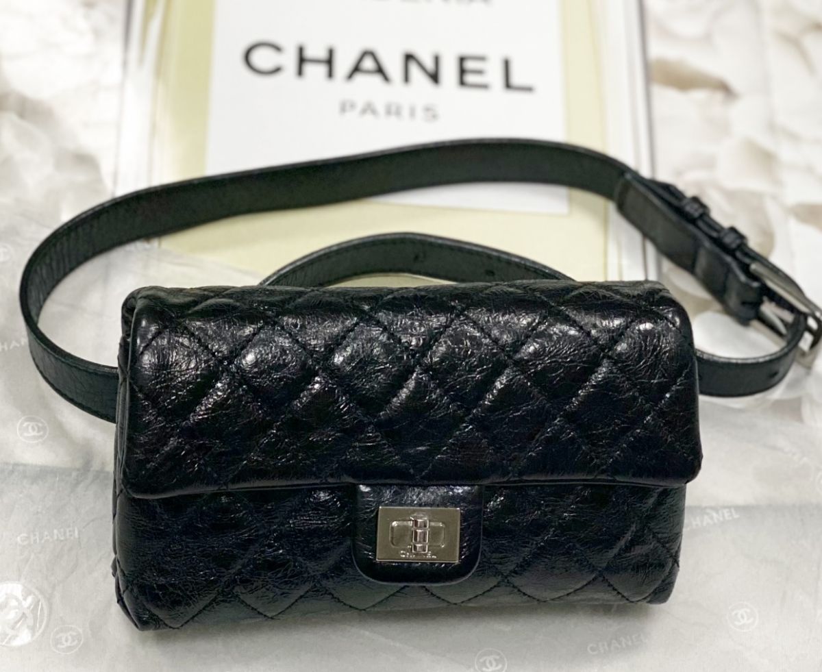 Сумочка поясная Chanel размер 15/10 цена 93 930 руб