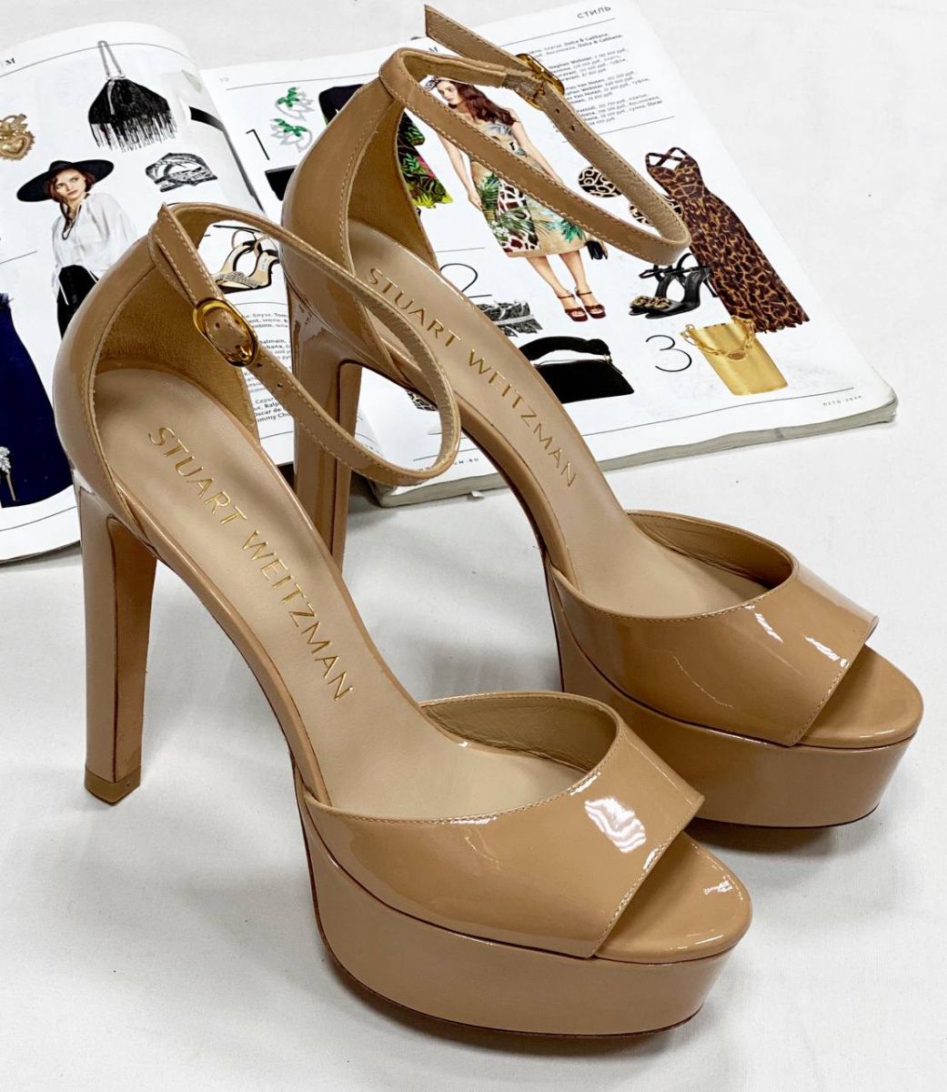 Босоножки Stuart Weitzman размер 40 цена 15 655 руб 