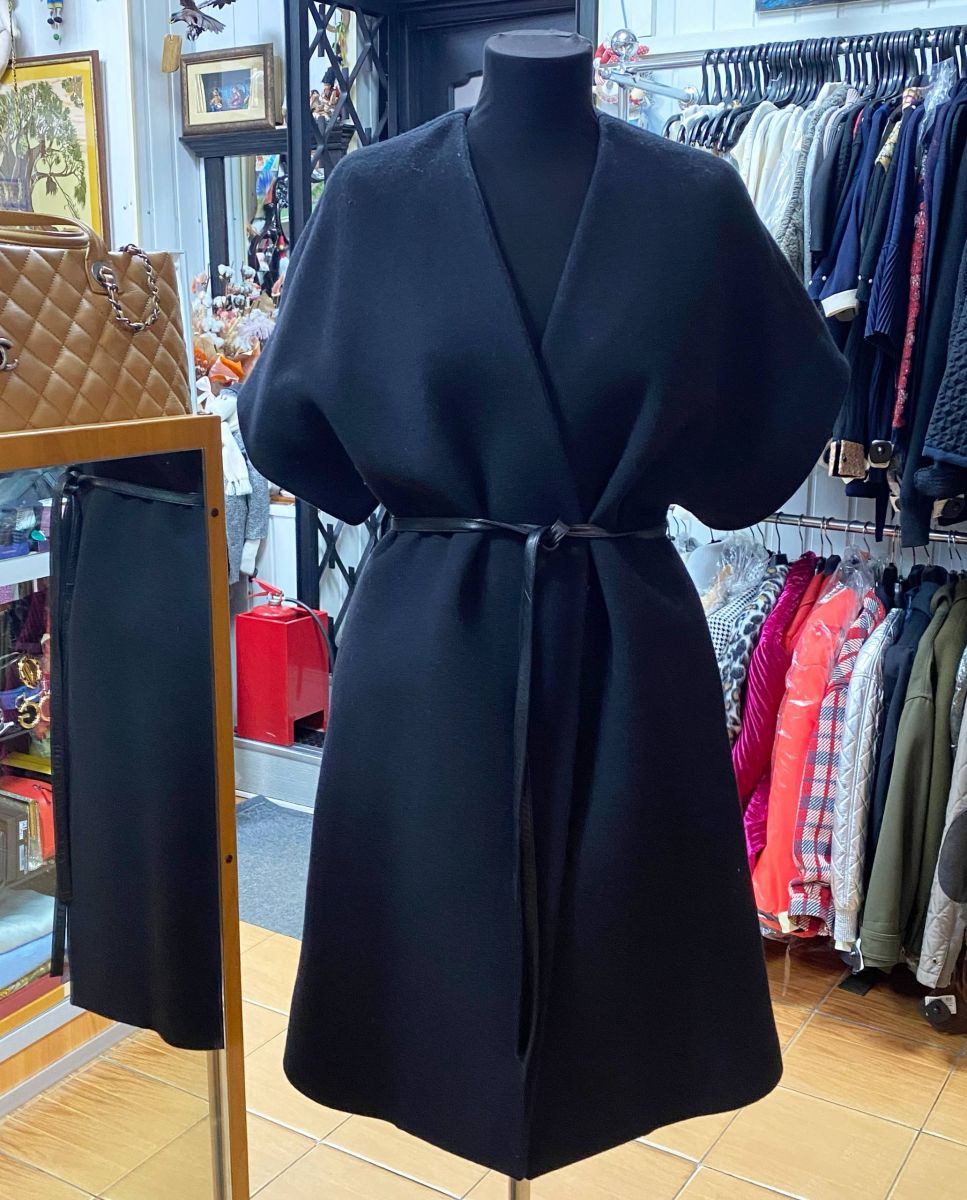 Пальто Saint Laurent размер 38 цена 62 620 руб